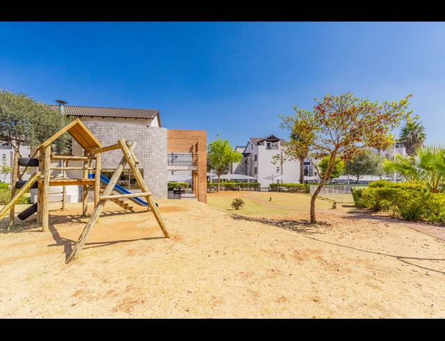 2 BEDROOM APARTMENT FOR SALE IN DAINFERN